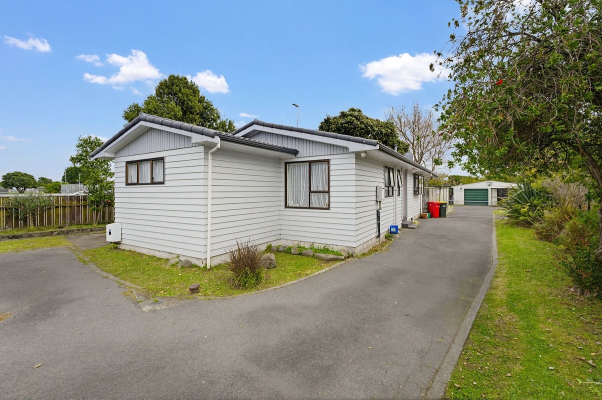 41 Percival Road, Paraparaumu Beach, Paraparaumu - Carousel 1