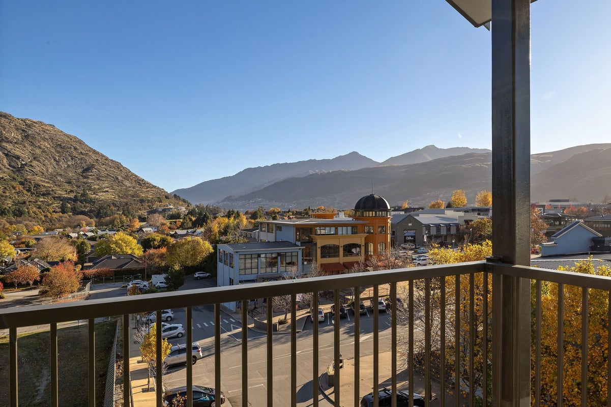702/10 Copper Beech Avenue, Frankton, Queenstown - Carousel 1