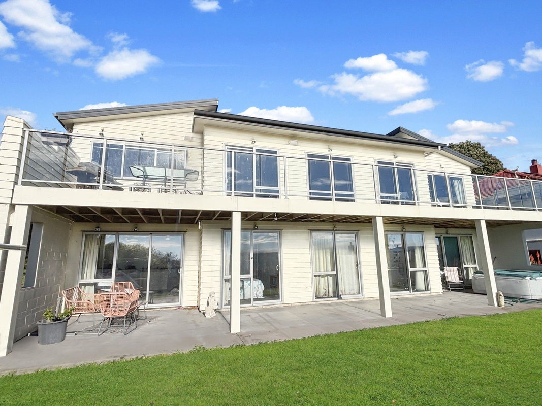 18 Tamar Street, South Hill, Oamaru - Carousel 2
