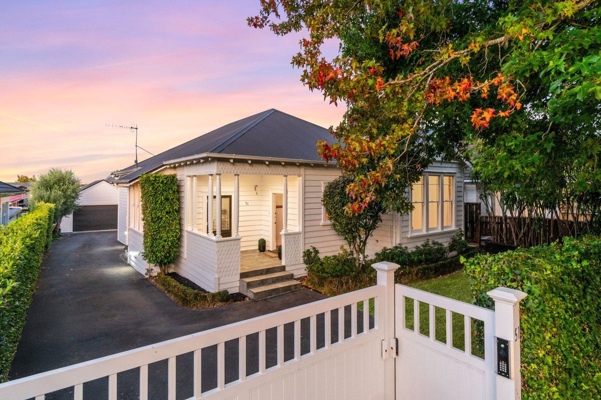 51 Wheturangi Road, Greenlane, Auckland - Carousel 2