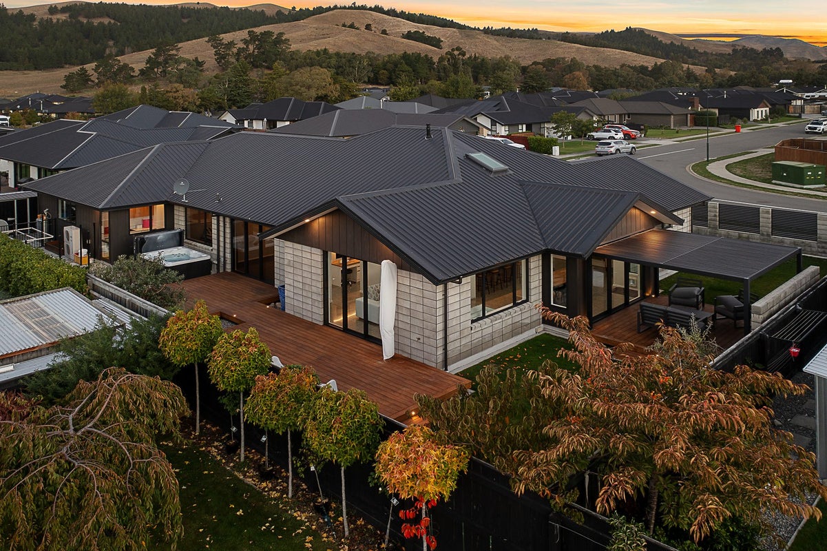 5 Mcnabb Place, Witherlea, Blenheim - Carousel 2
