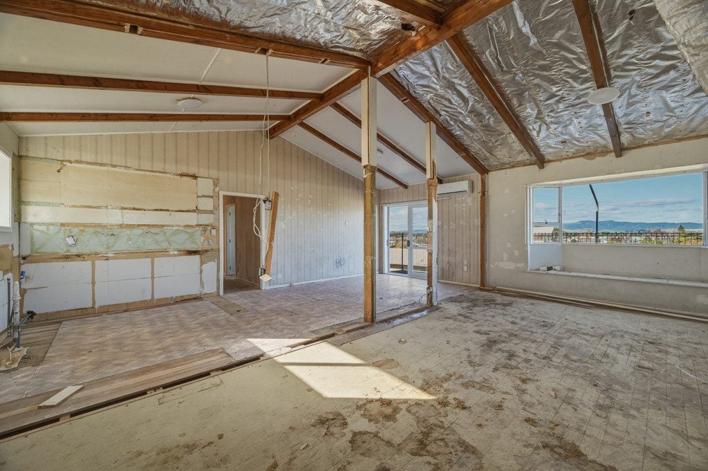 122 Mallard Drive, Selwyn Heights, Rotorua - Carousel 1