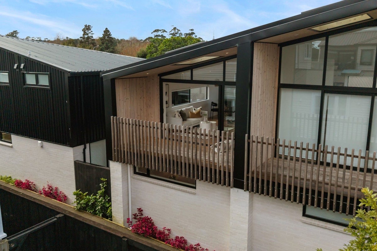 7B Manor Place, Point Chevalier, Auckland - Carousel 27