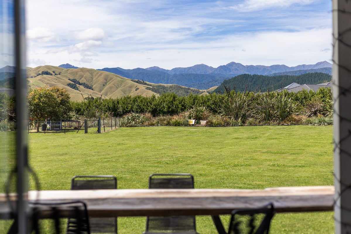33 Oriwa Lane, Levin, Levin - Carousel 2