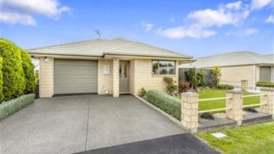 6/241 Matsons Avenue, Papanui, Christchurch - Carousel 1
