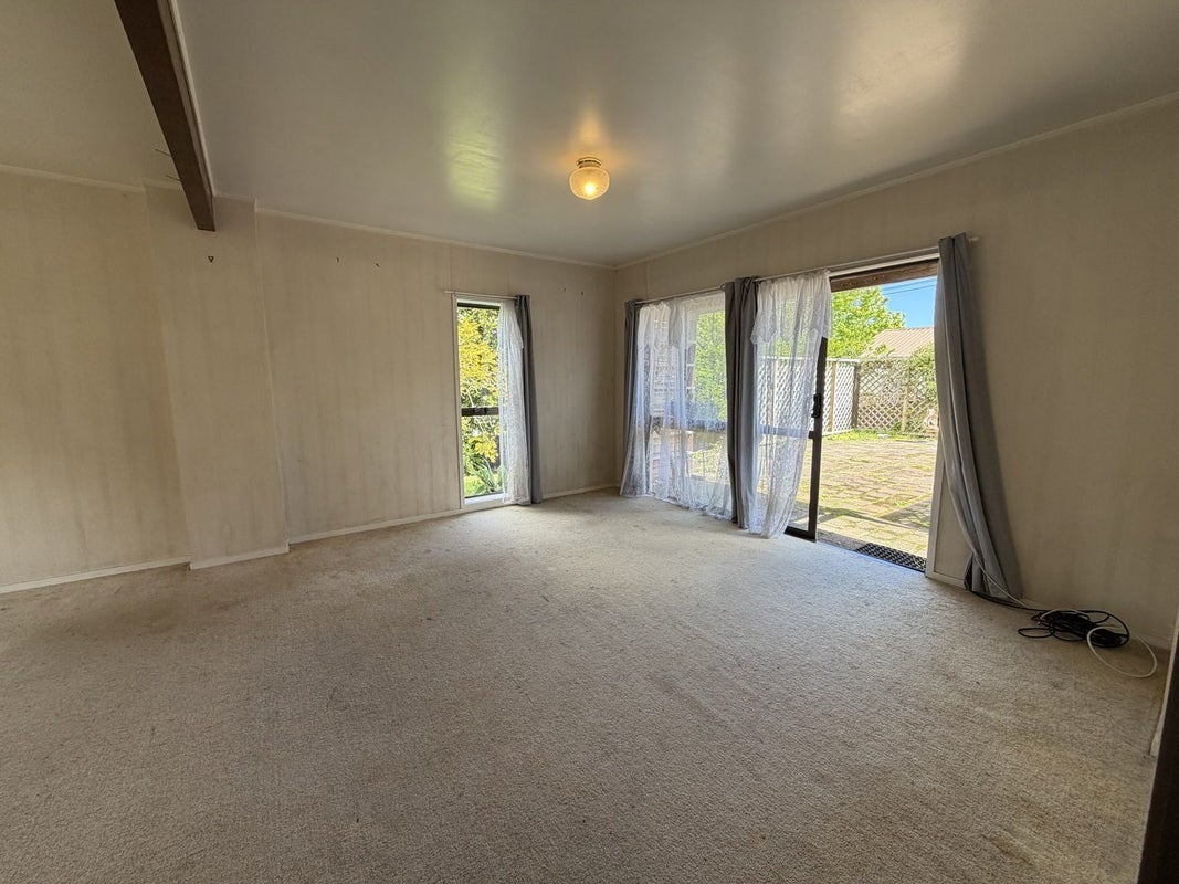 111 Redoubt Road, Goodwood Heights, Auckland - Carousel 2