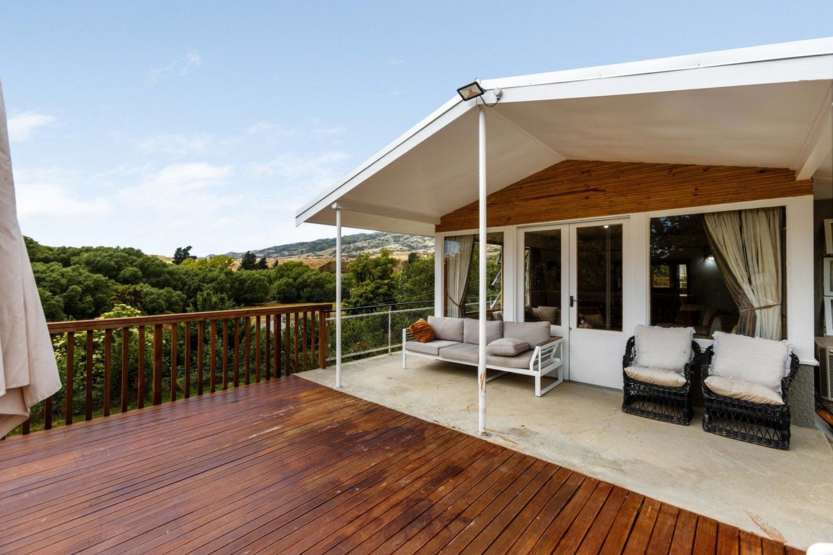 21 Chirnside Terrace, Patearoa, Ranfurly - Carousel 2