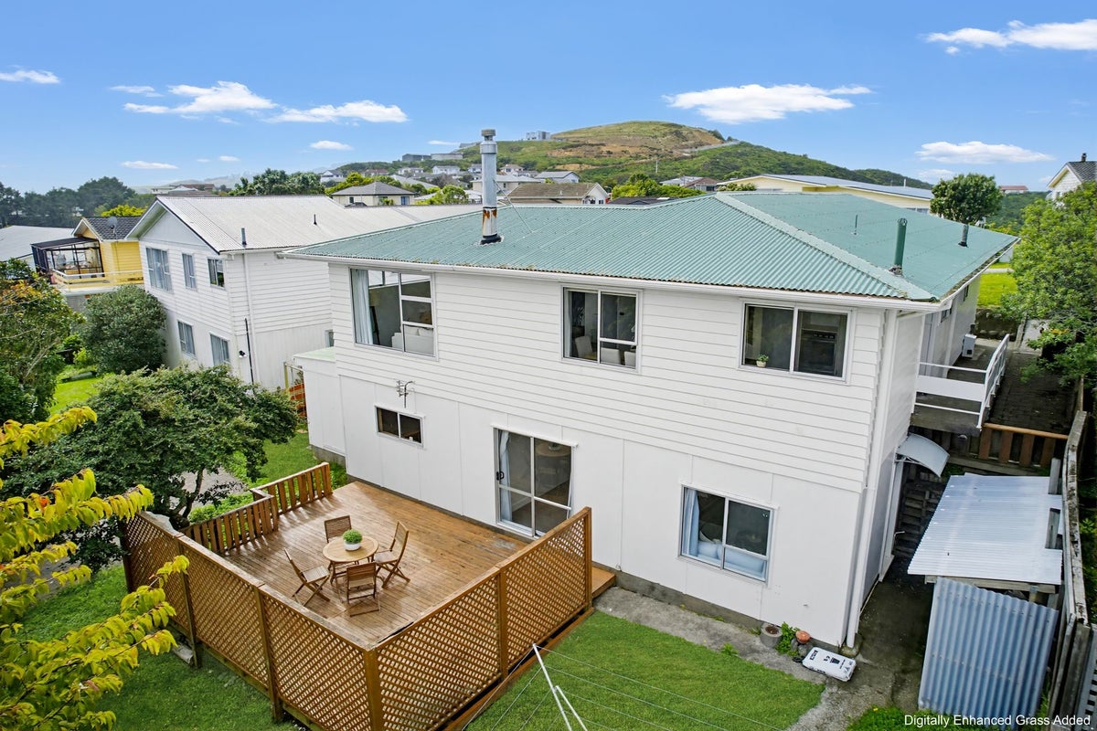 77 Baylands Drive, Newlands, Wellington - Carousel 1