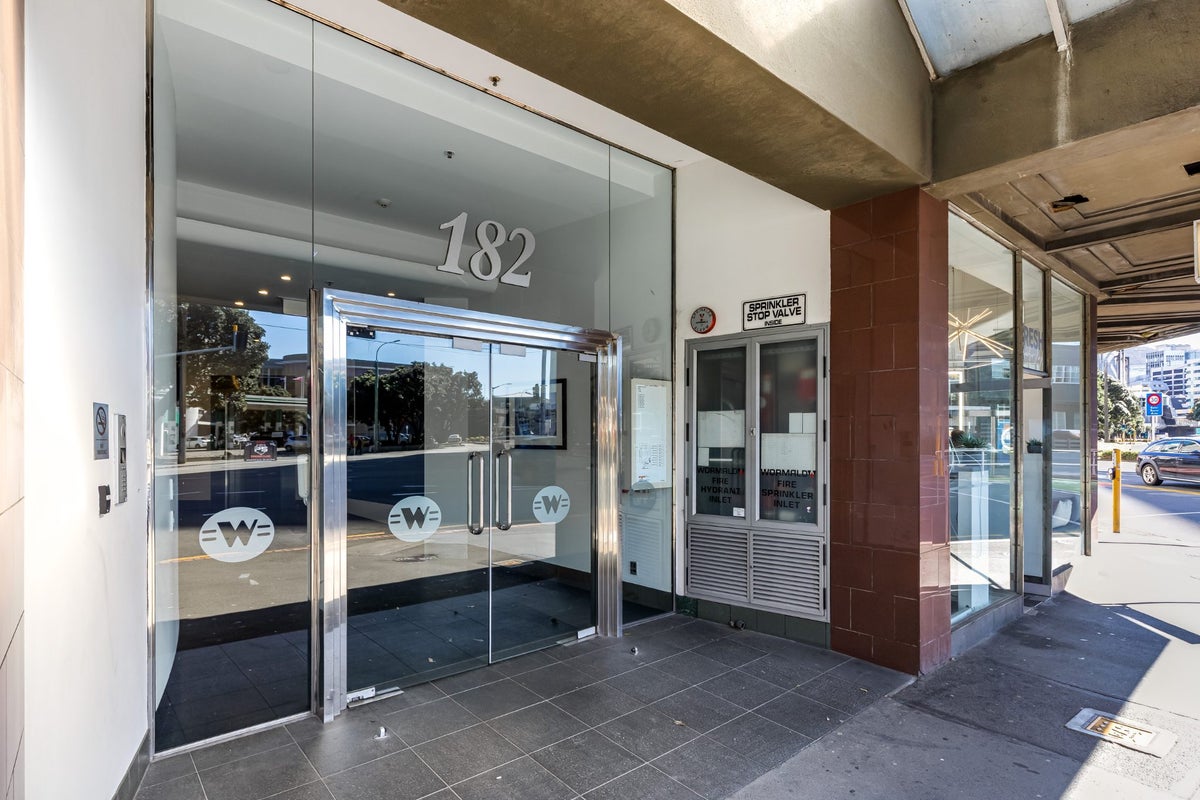 6/182 Wakefield Street, Te Aro, Wellington - Carousel 12