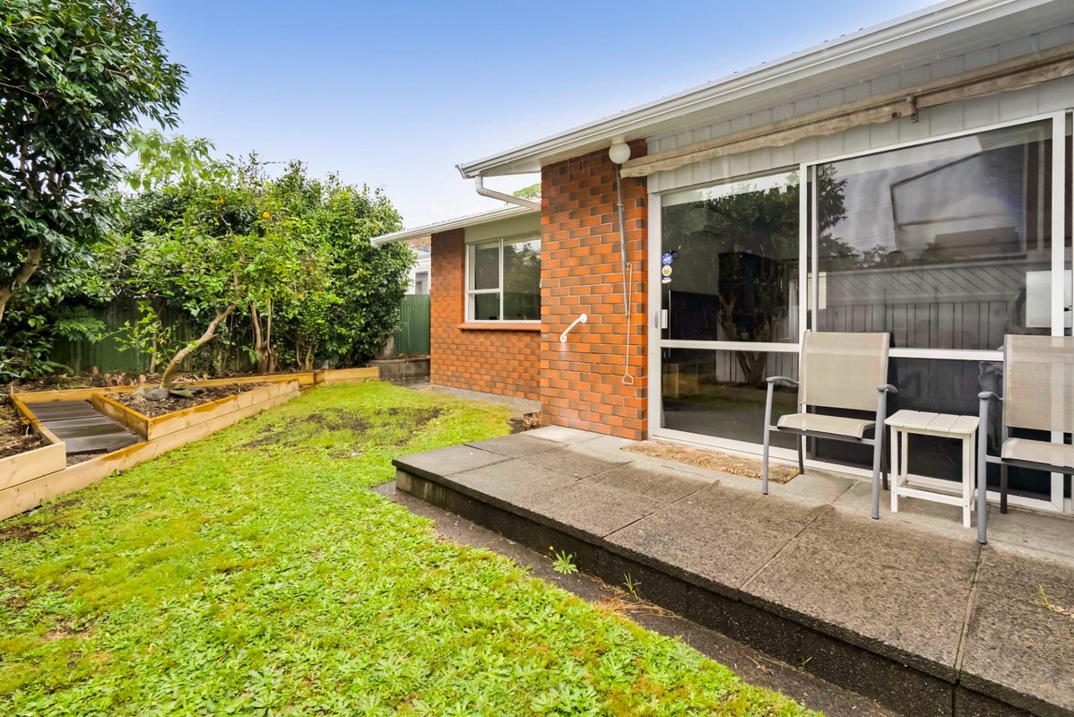 3B Bideford Street, Brooklands, New Plymouth - Carousel 1
