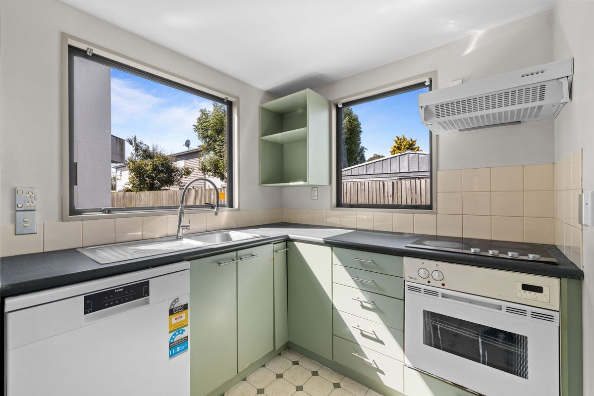 6/36 Macaulay Street, Addington, Christchurch - Carousel 2