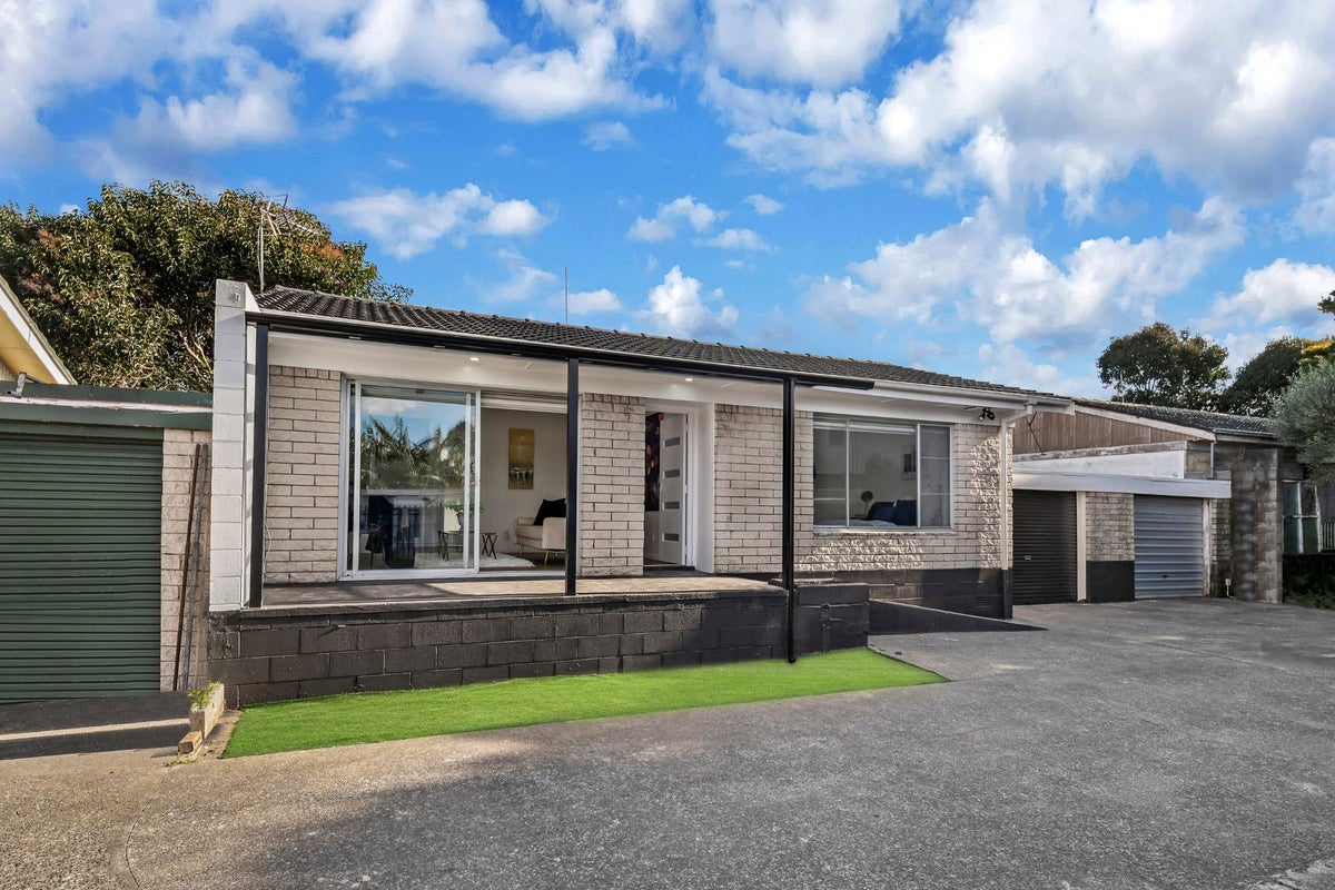 3/27 Weymouth Road, Manurewa, Auckland - Carousel 2