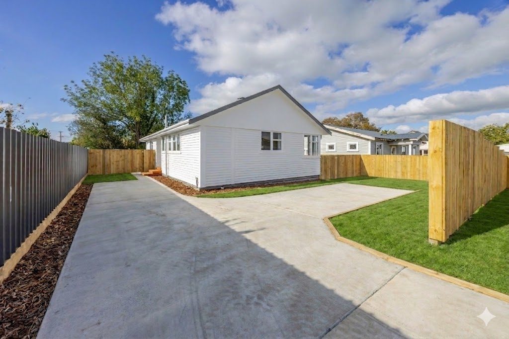 12A Holyrood Terrace, Waipukurau, Waipukurau - Carousel 1