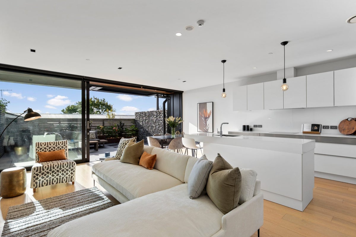 3/1 Turakina Street, Grey Lynn, Auckland - Carousel 1