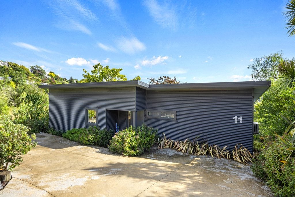 11 Errol Lane, Huntsbury, Christchurch - Carousel 1
