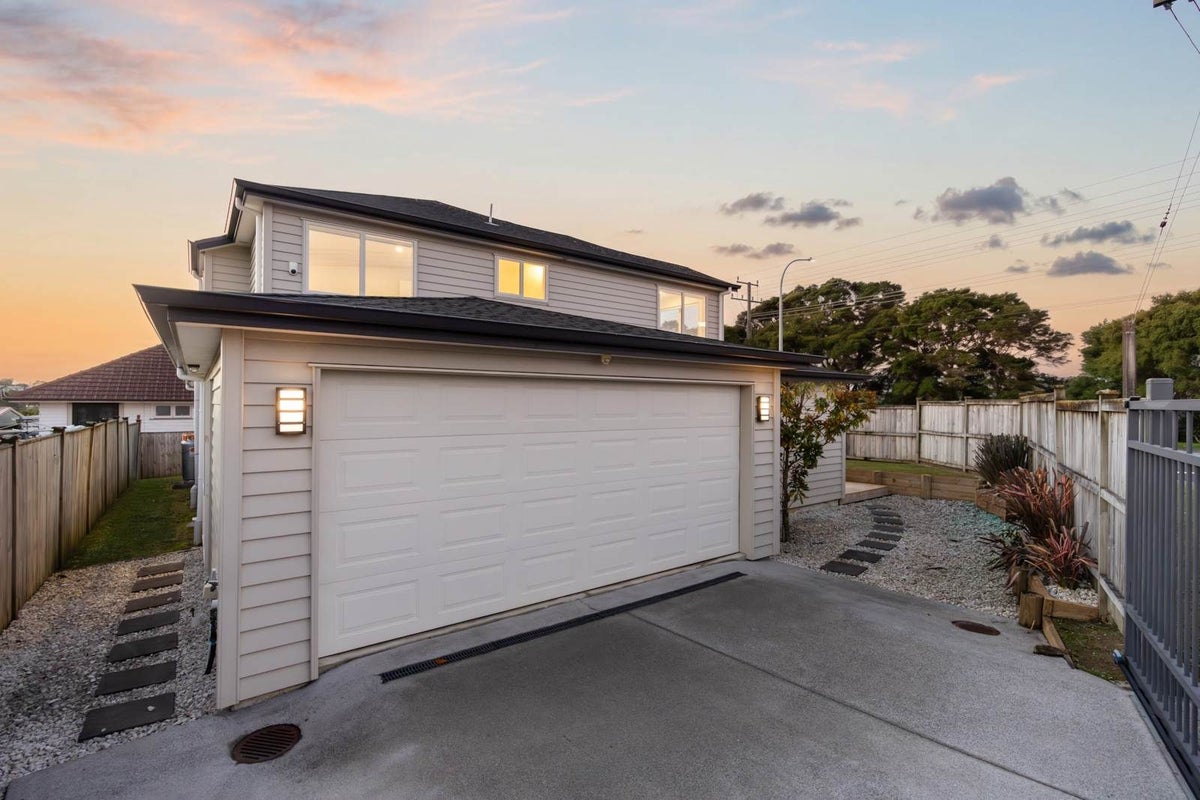 1 Barrys Road, Glendene, Auckland - Carousel 25
