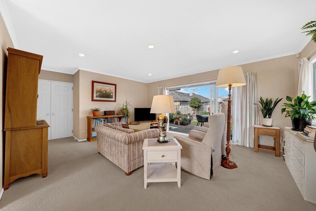 4 Coleraine Place, East Tamaki, Auckland - Carousel 2