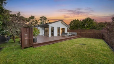 41 Vintage Drive, Henderson, Auckland - Carousel 1