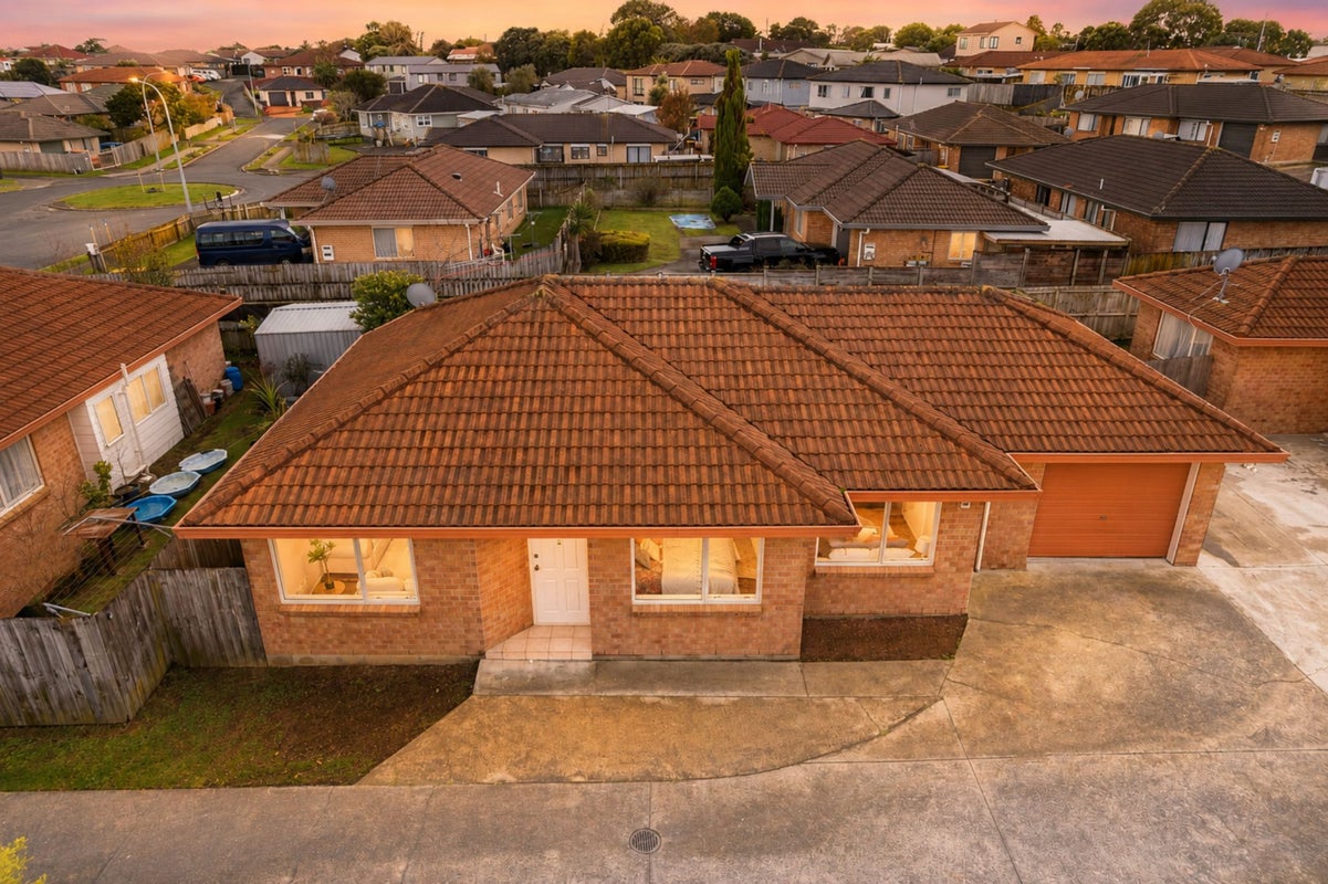 2/53 Robert Skelton Place, Clendon Park, Auckland - Carousel 29