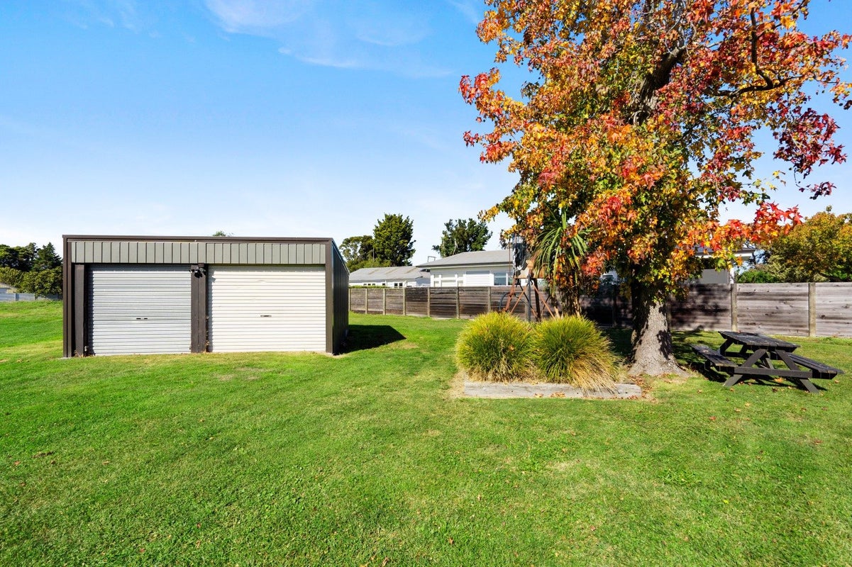 4 Johns Road, Jervoistown, Napier - Carousel 22