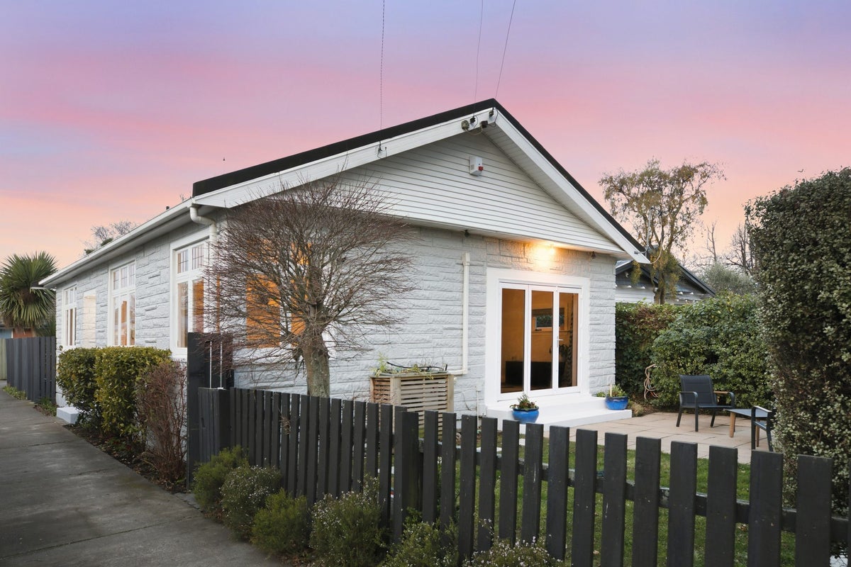 133 Studholme Street, Somerfield, Christchurch - Carousel 1