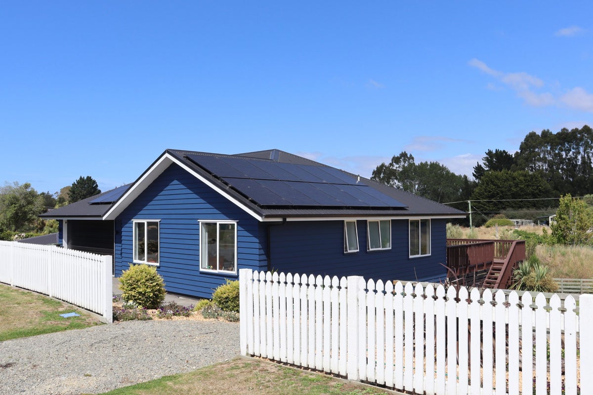 9 Grove Avenue, Weston, Oamaru - Carousel 2