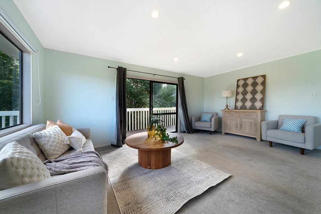 2/31 Rangeview Road, Sunnyvale, Auckland - Carousel 2