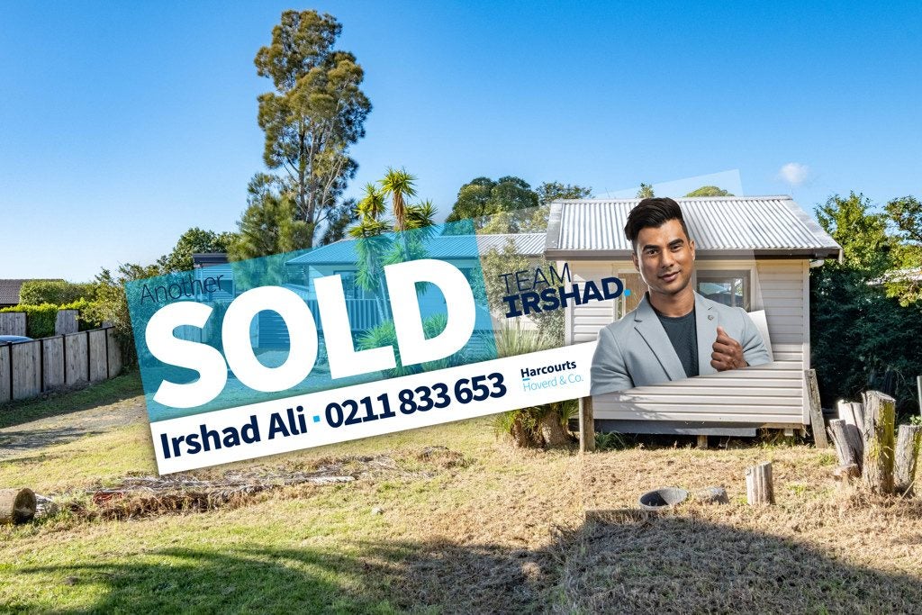 17 Bell Road, Beachlands, Auckland - Carousel 1