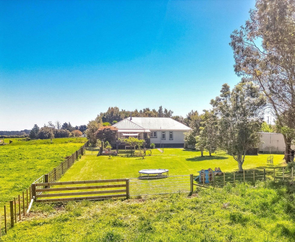 16 Rangitatau West Road, Maxwell, Whanganui - Carousel 25
