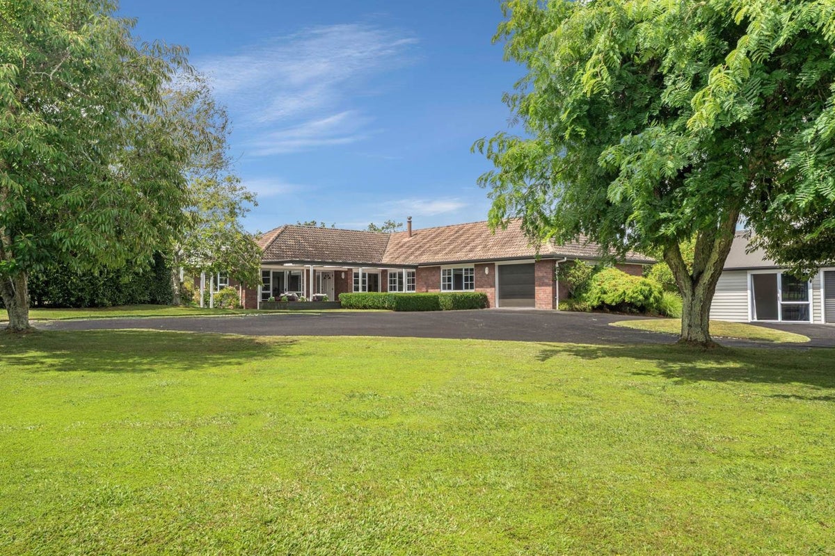32B Brian Wood Lane, Karaka, Papakura - Carousel 2