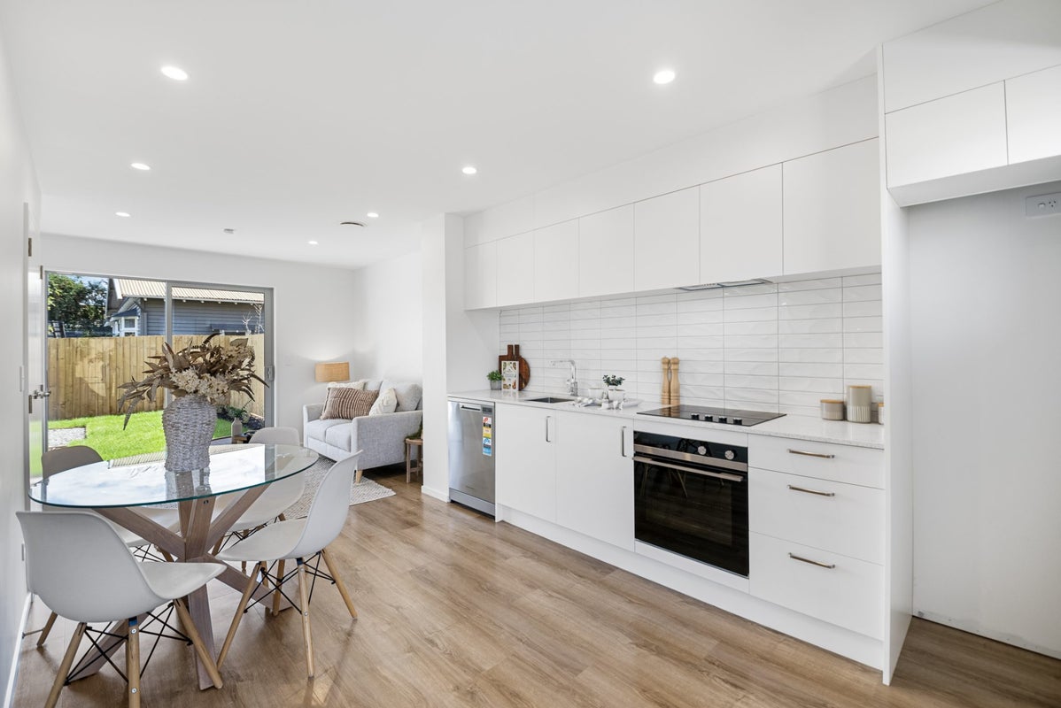 2/79 Harrow Street, Phillipstown, Christchurch - Carousel 2