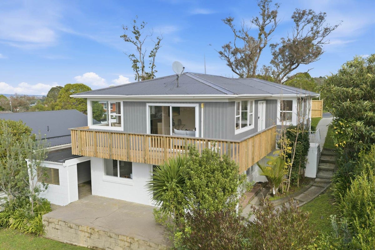 14 Felton Mathew Avenue, Saint Johns, Auckland - Carousel 1