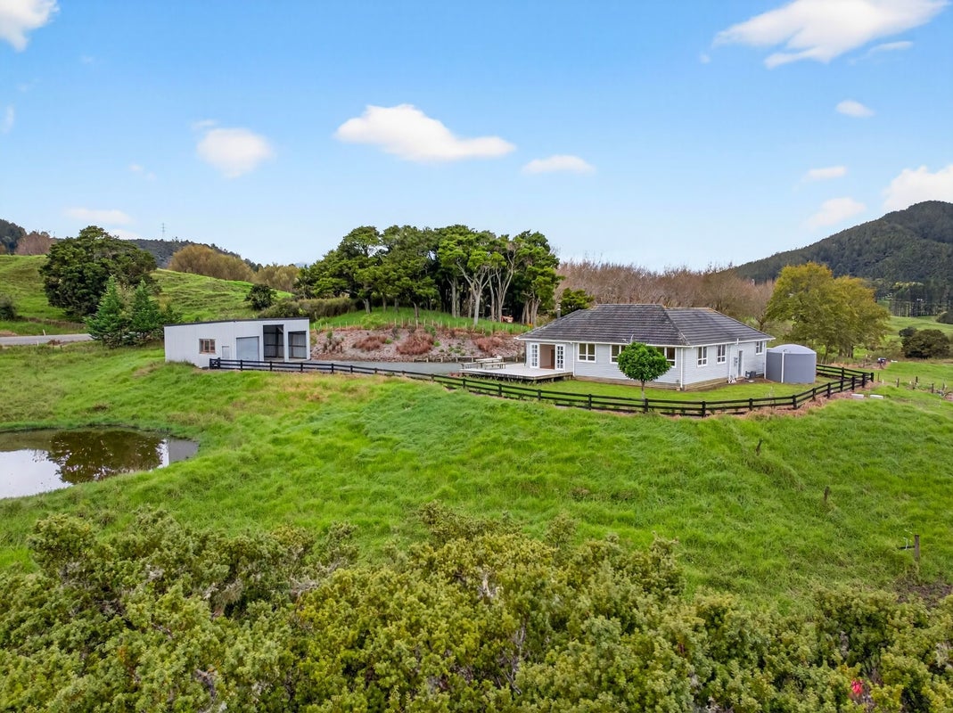 109 Mountain Road, Maungaturoto, Maungaturoto - Carousel 28