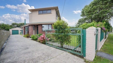 145 Bay Road, Grasmere, Invercargill - Carousel 1