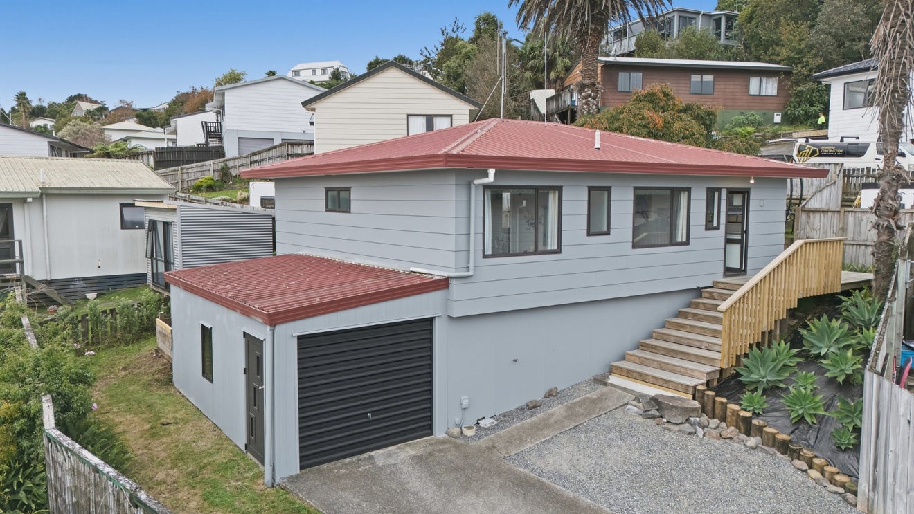 53B Meander Drive, Welcome Bay, Tauranga - Carousel 1
