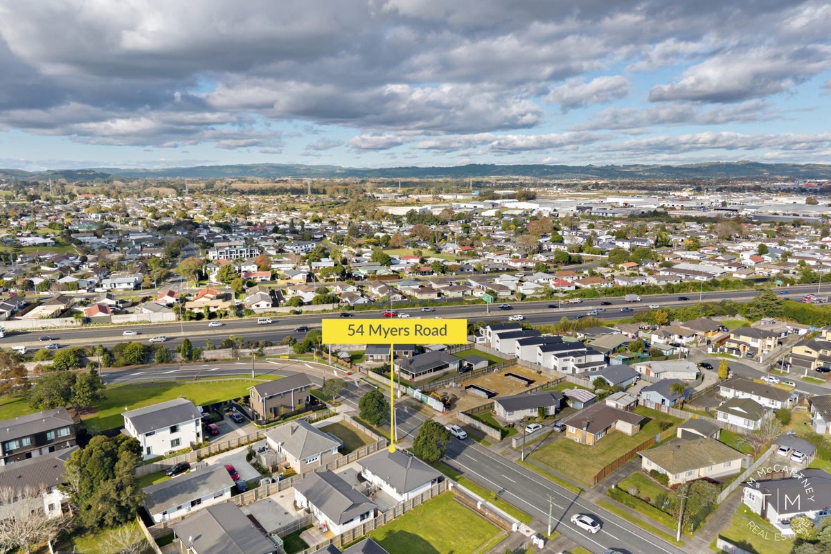 54 Myers Road, Manurewa East, Auckland - Carousel 18