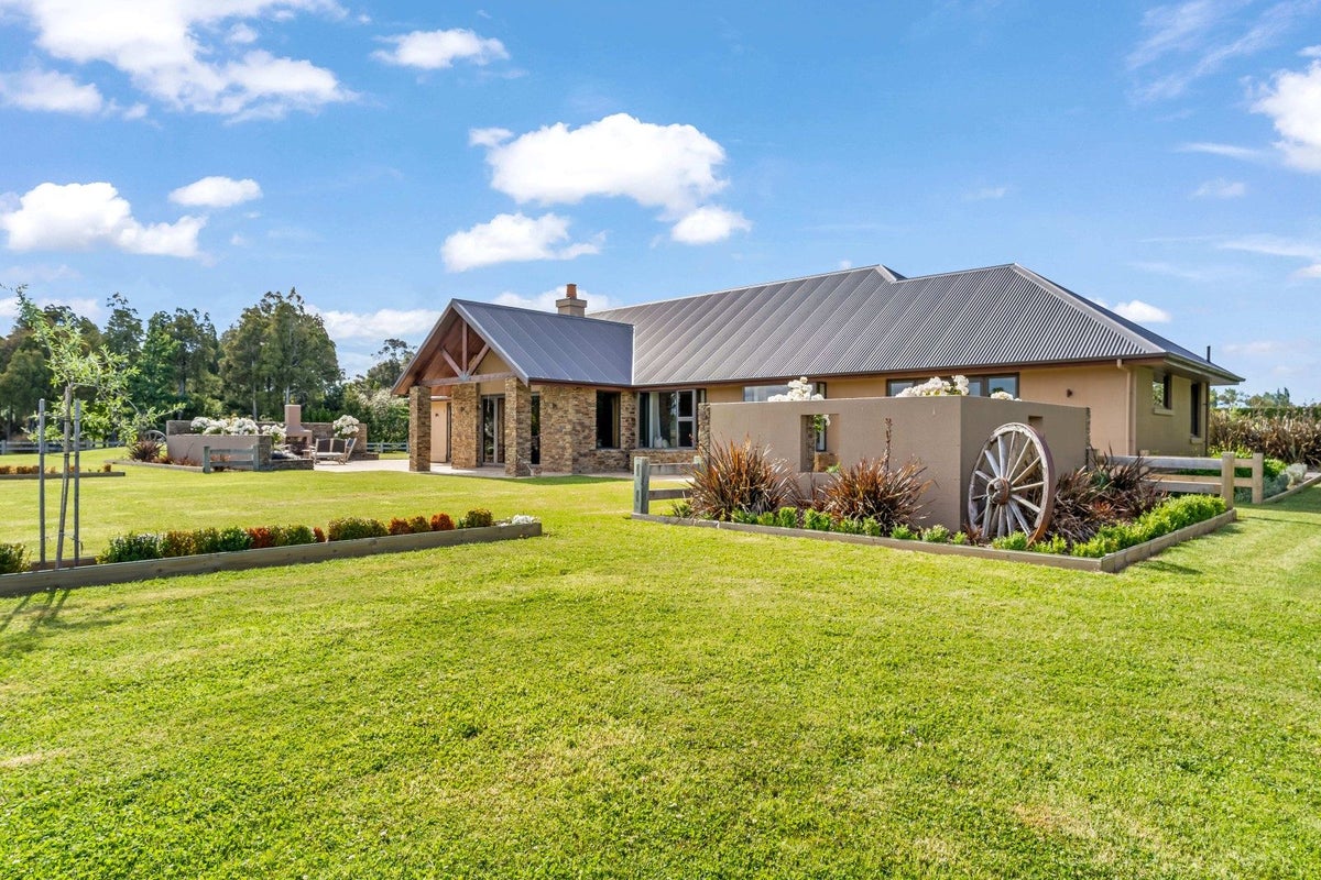 36 O'Brien Road, Winton, Winton - Carousel 2