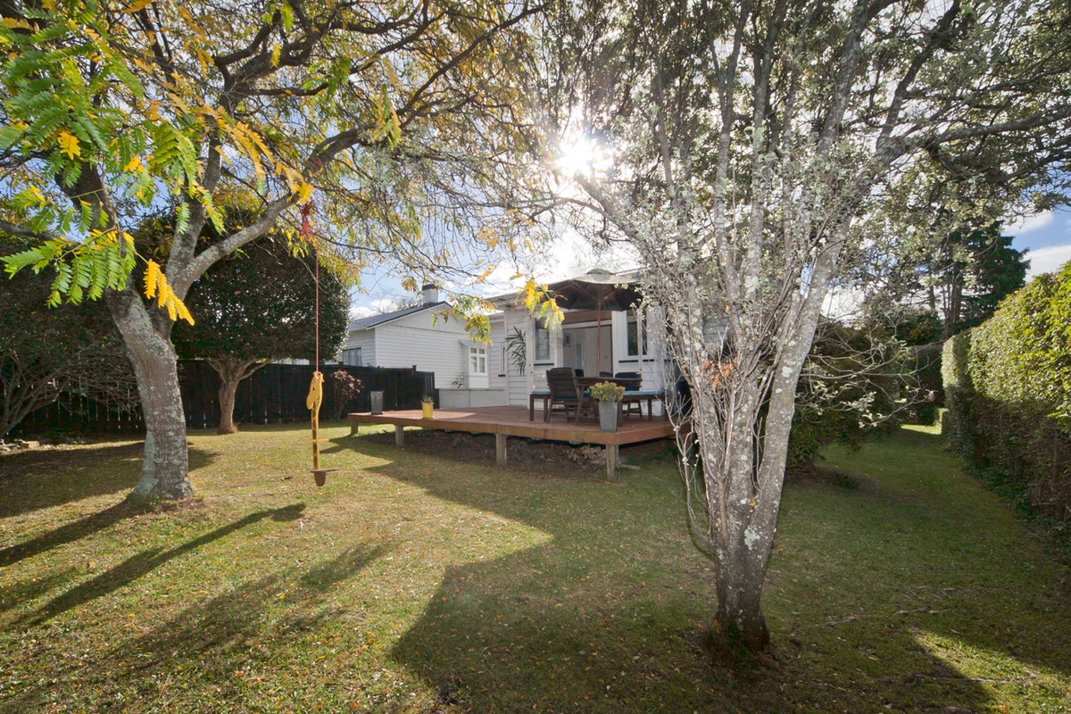 28 Wallath Road, Onehunga, Auckland - Carousel 1