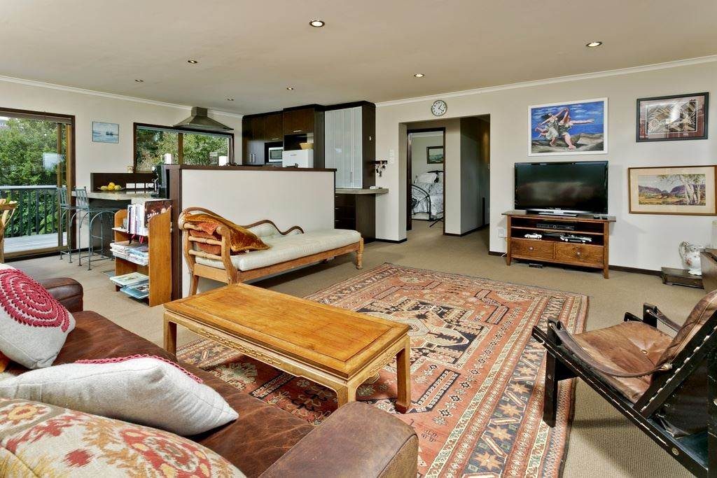 114 Porritt Avenue, Chatswood, Auckland - Carousel 2