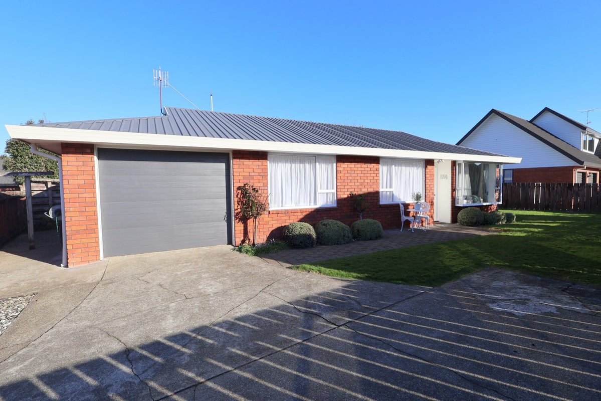 184 Ward Street, Hargest, Invercargill - Carousel 1