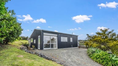 12 Parklands Avenue, Mangawhai Heads, Mangawhai - Carousel 1