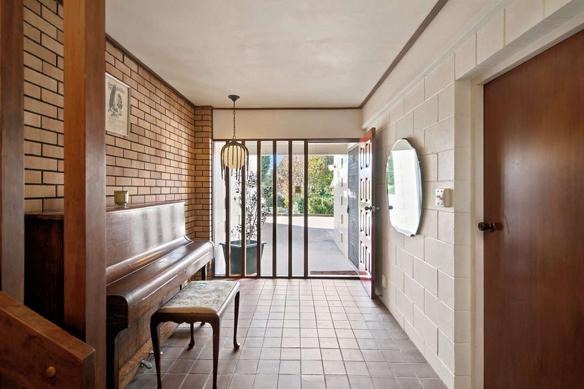 25 Keilor Road, Otumoetai, Tauranga - Carousel 1