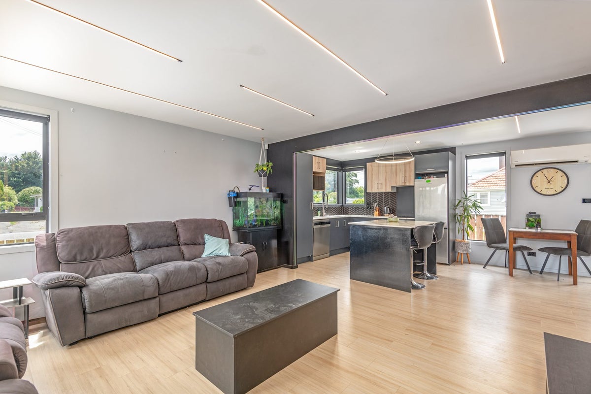 13 Hulke Street, Foxton, Foxton - Carousel 2