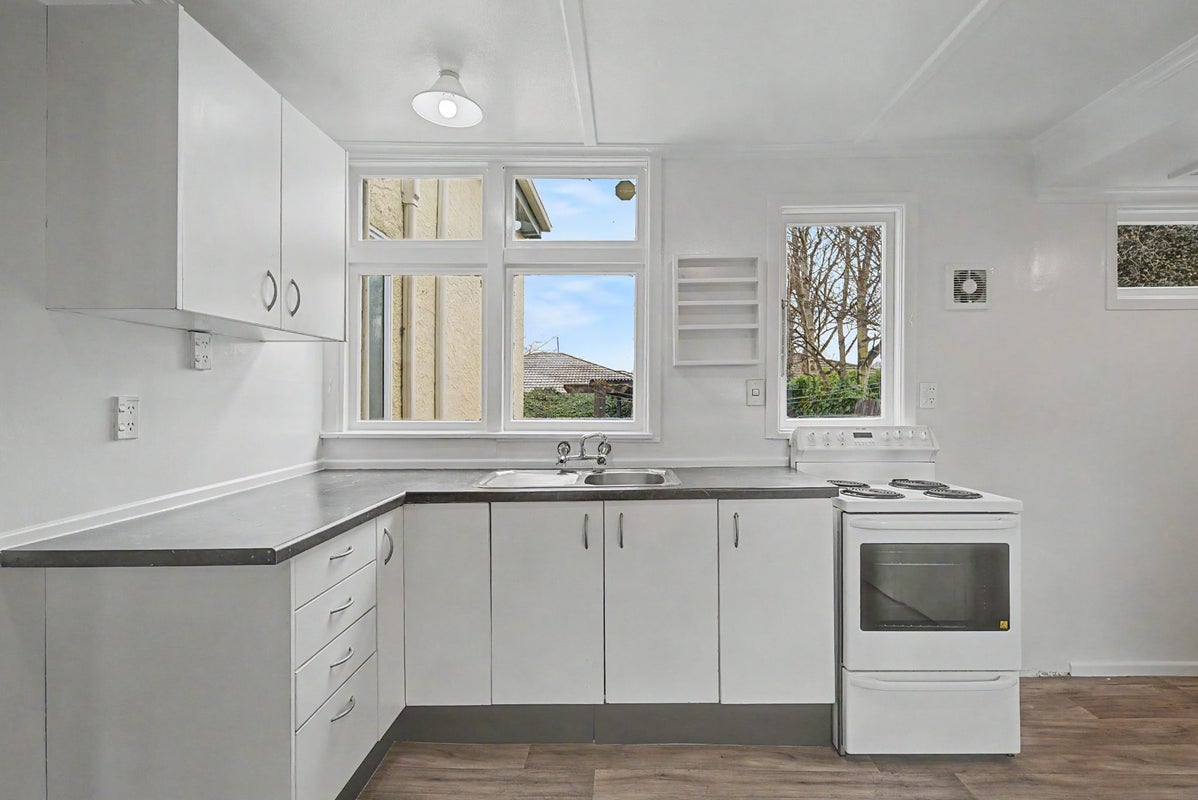 56 Arthur Street, Gladstone, Invercargill - Carousel 2