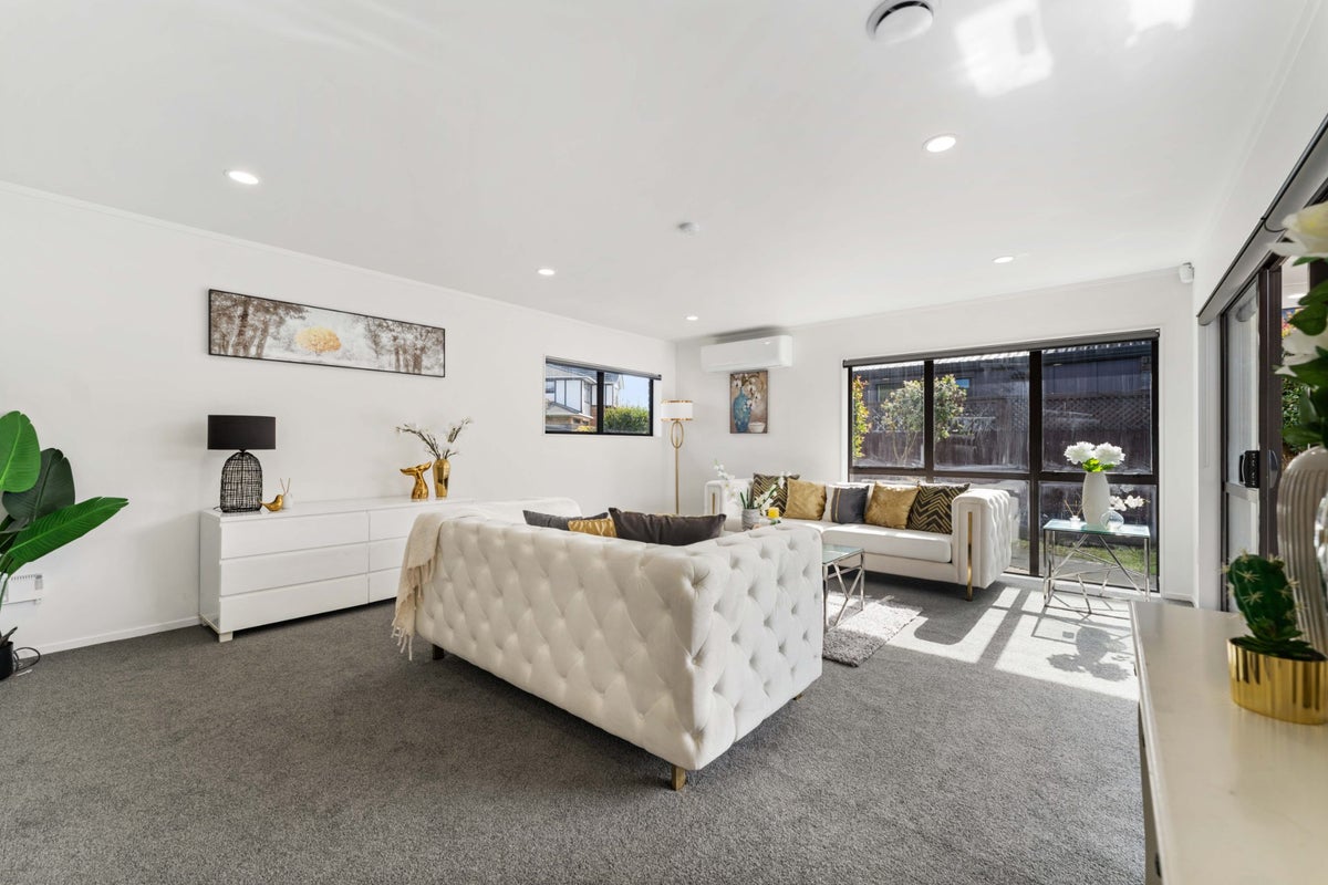 9 Freelance Terrace, Pahurehure, Papakura - Carousel 2