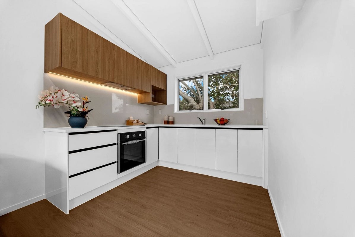 2/2 Dagenham Street, Manurewa, Manukau City, Auckland - Carousel 2