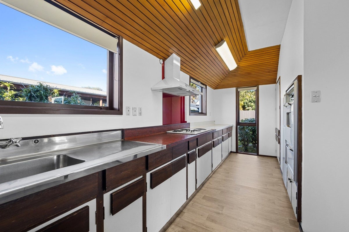 39 Queens Drive, Allenton, Ashburton - Carousel 2