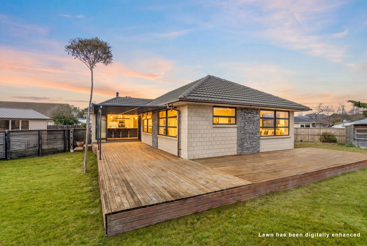 13 Ontario Place, Wainoni, Christchurch - Carousel 1
