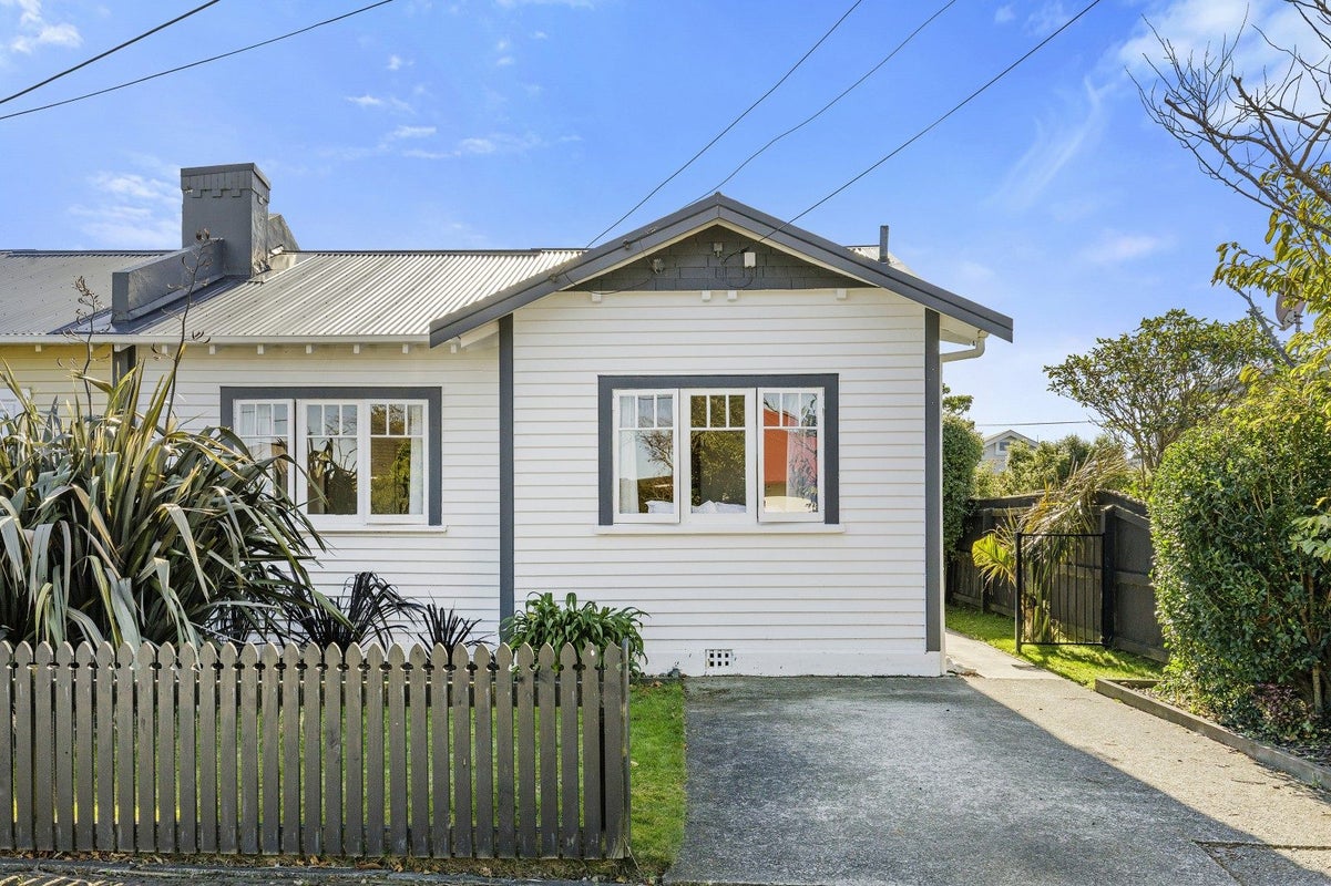 19A Montague Street, Alicetown, Lower Hutt - Carousel 1