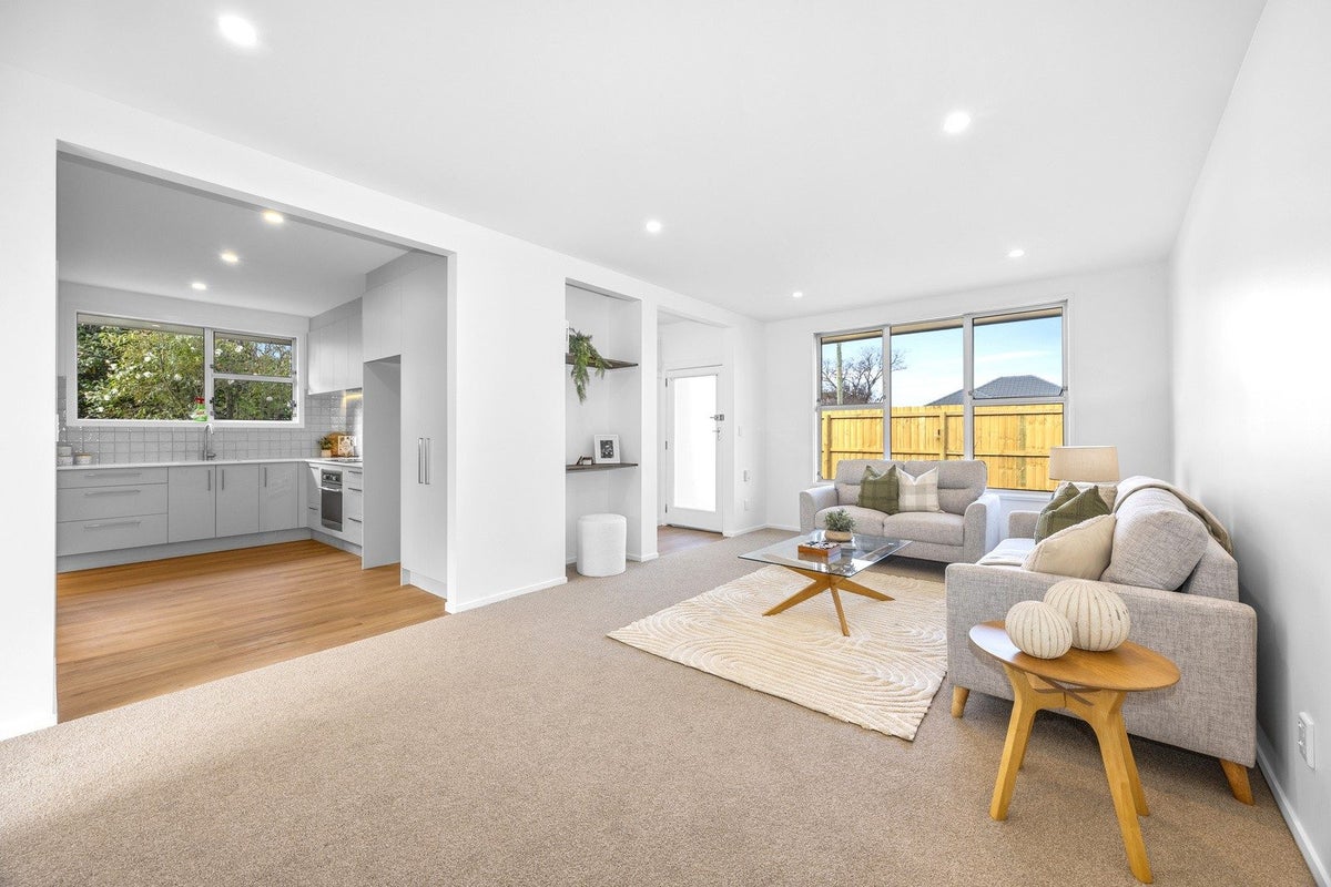 2/99 Briggs Road, Shirley, Christchurch - Carousel 1
